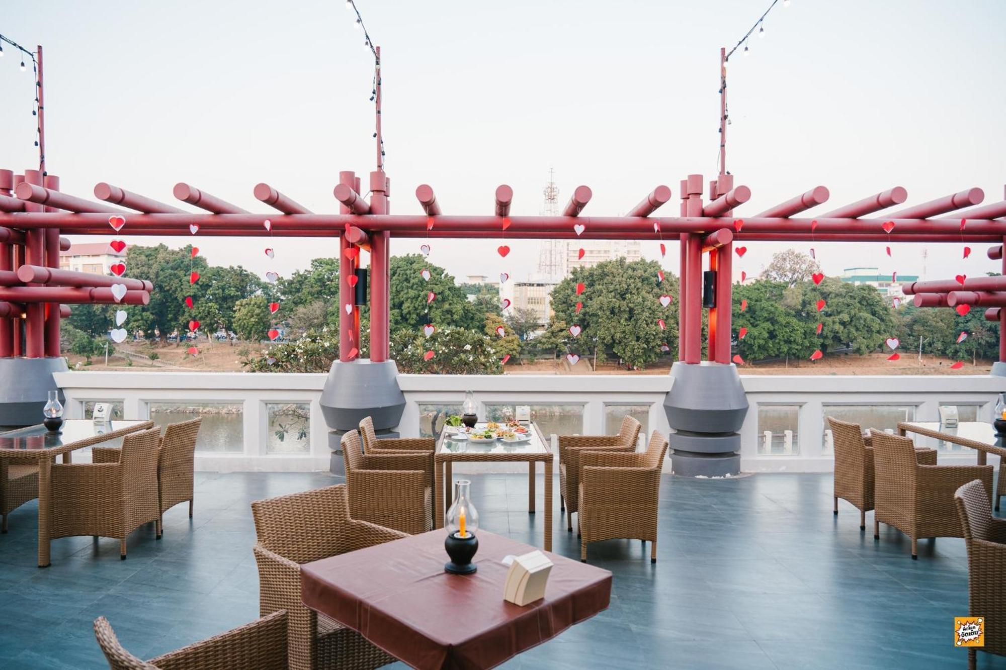Wangchan Riverview Phitsanulok Exterior photo